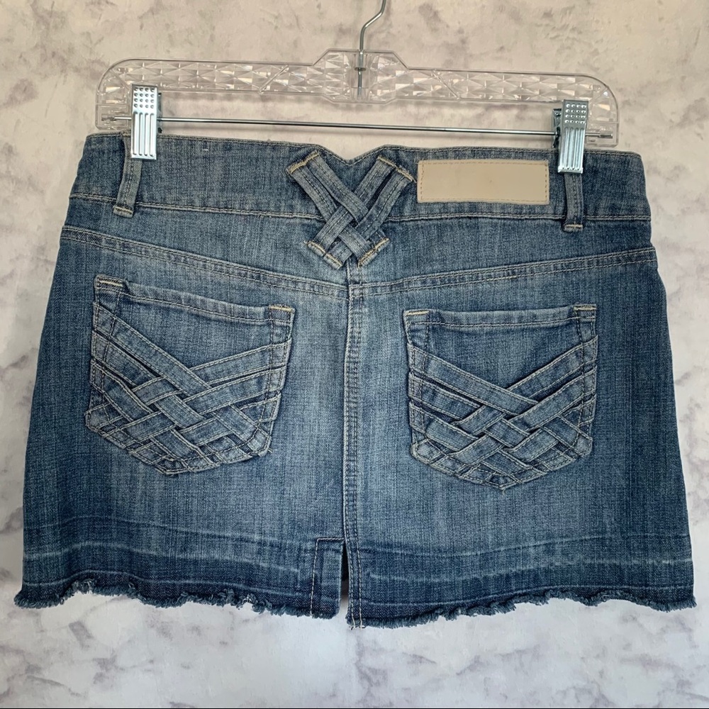 Jou Jou Weave Pocket Distressed Miniskirt